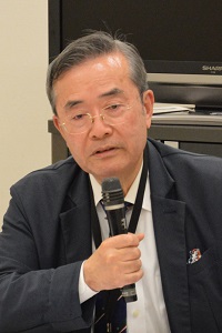 田村重信先生< height=